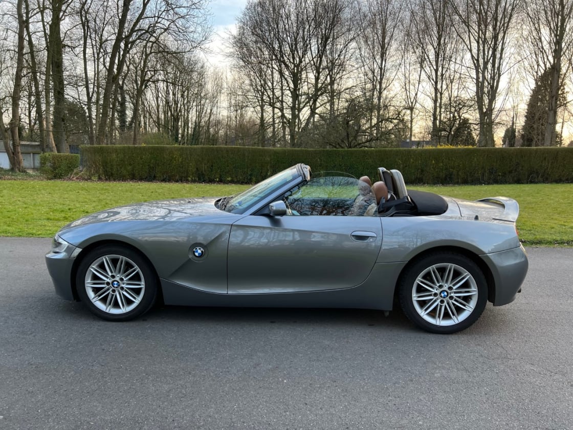 photos TRES BELLE BMW Z4 2.0I PACK SPORT TOUTES OPTIONS CLIM AUTO - CUIR - REG VITESSE- SIEGES CHAUFFANT
