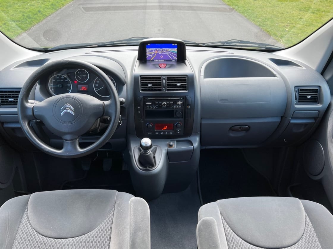 photos TRES BELLE CITROEN JUMPY 2.0 HDI 125CH PACK EXCLUSIVE TOUTES OPTIONS GPS-REG VITESSE-CLIM AUTO 7PLS