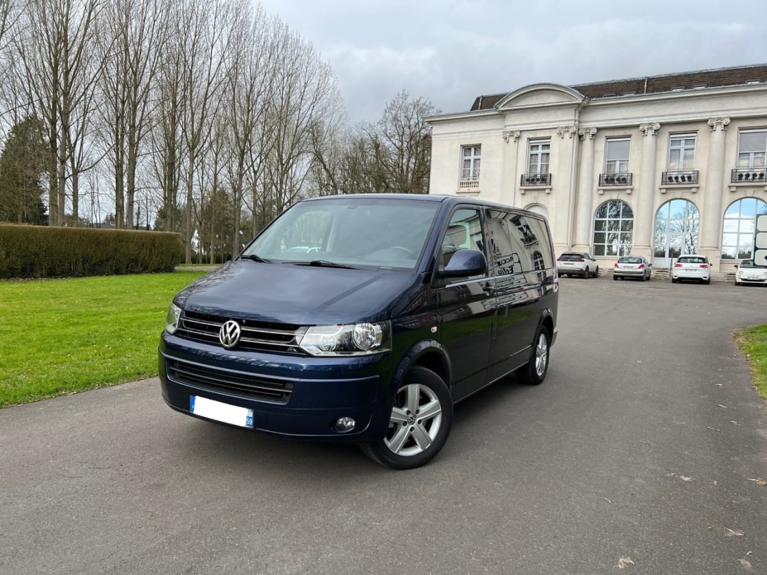 photos TRES BELLE VOLKSWAGEN MULTIVAN 2.0 TDI 179CH TTES OPTIS GPS PRO-CLIM AUTO-REG VITESS-7PLACES AVEC LIT + TABLE - CHAUFFAGE STATIONNAIRE