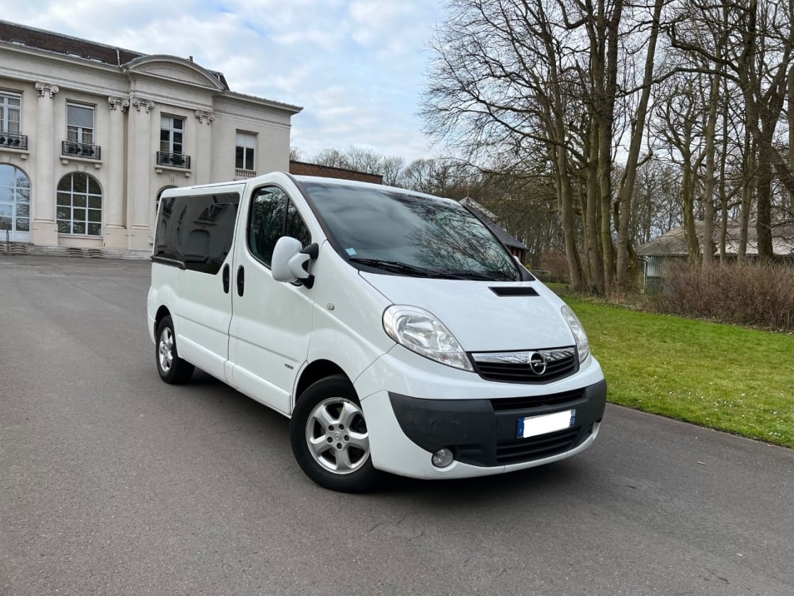 photos TRES BELLE OPEL VIVARO 2L CDTI ECOFLEX 114CH TOUR TOUTES OPTIONS 7 PLACES REGULATEUR DE VITESSE
