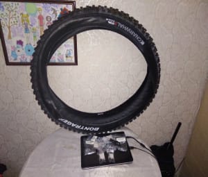 Начинаю шиповать Bontrager Gnarwhal