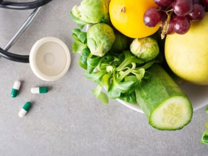 «Бананы могут быть смертельно опасны»: врач рассказал, какие продукты и лекарства нельзя смешивать