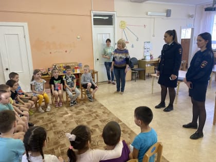 Сотрудники МО МВД России «Павлово-Посадский» провели профилактические беседы в детском саду