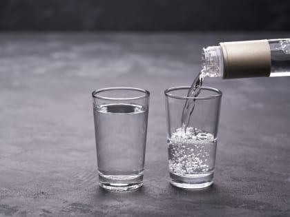 Токсиколог Водовозов оценил «чудесные» свойства водки