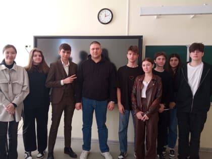 Урок с бизнесменом прошел в школе №338