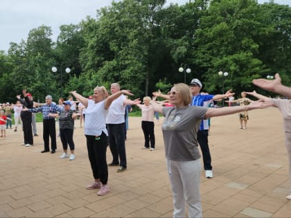 Забота о пожилых: как помочь близким в трудные времена