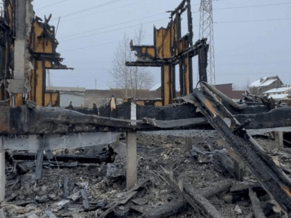 Строящийся дом в деревне Рузино полностью сгорел