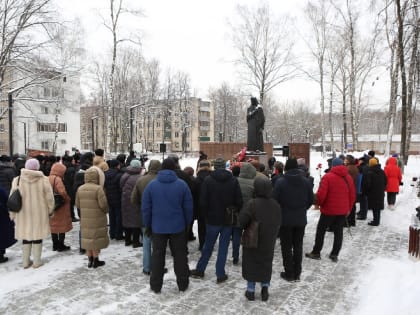 Члены Общественной палаты го Долгопрудный Александр Донник и Алексей Корсаков приняли участие в памятном мероприятии, посвященном 82-ой годовщине Битвы под Москвой 5 декабря в скве