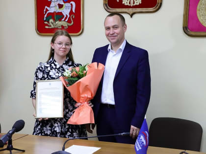 Четверым воскресенцам вручили жилищные сертификаты