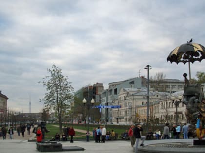 Московский магазин «Цветной» сменит логотип и формат