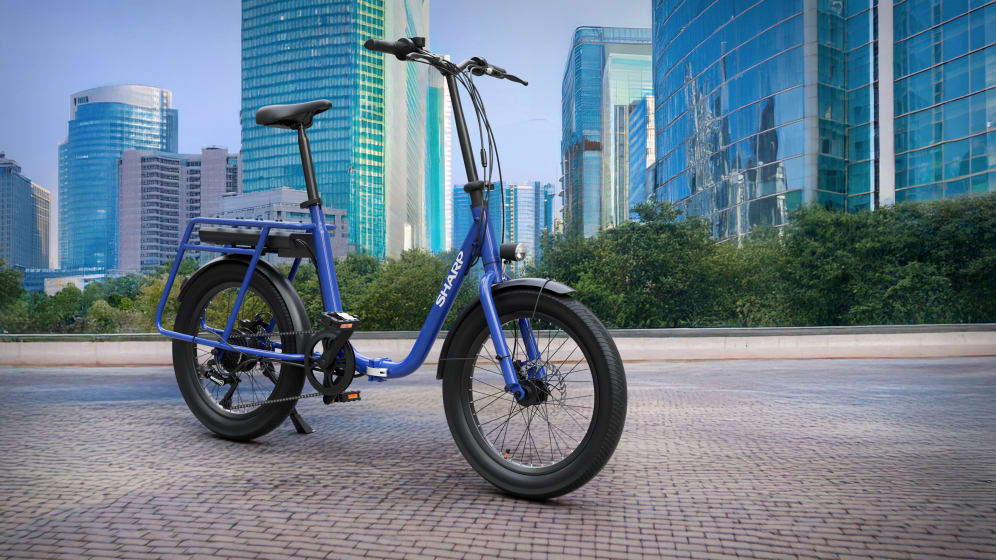 Sharp BD03E_BL_lifestyle.jpg