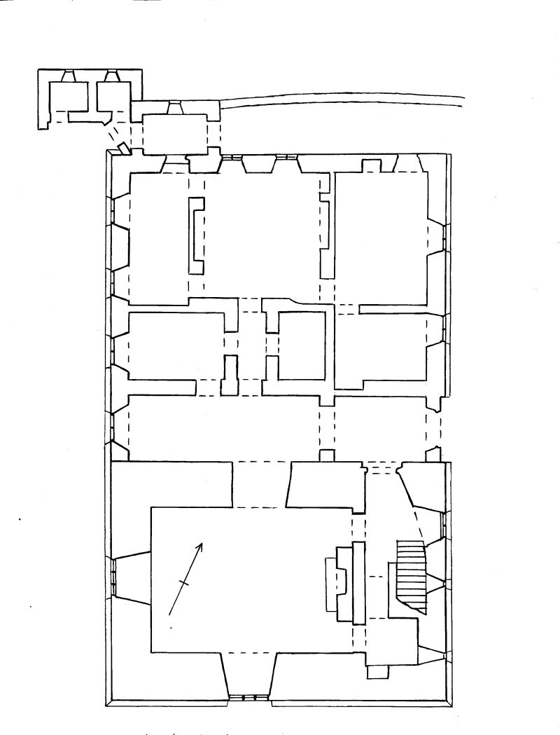 Ground-level plan showing the tower, the northern extension, and outbuildings, with a north arrow.