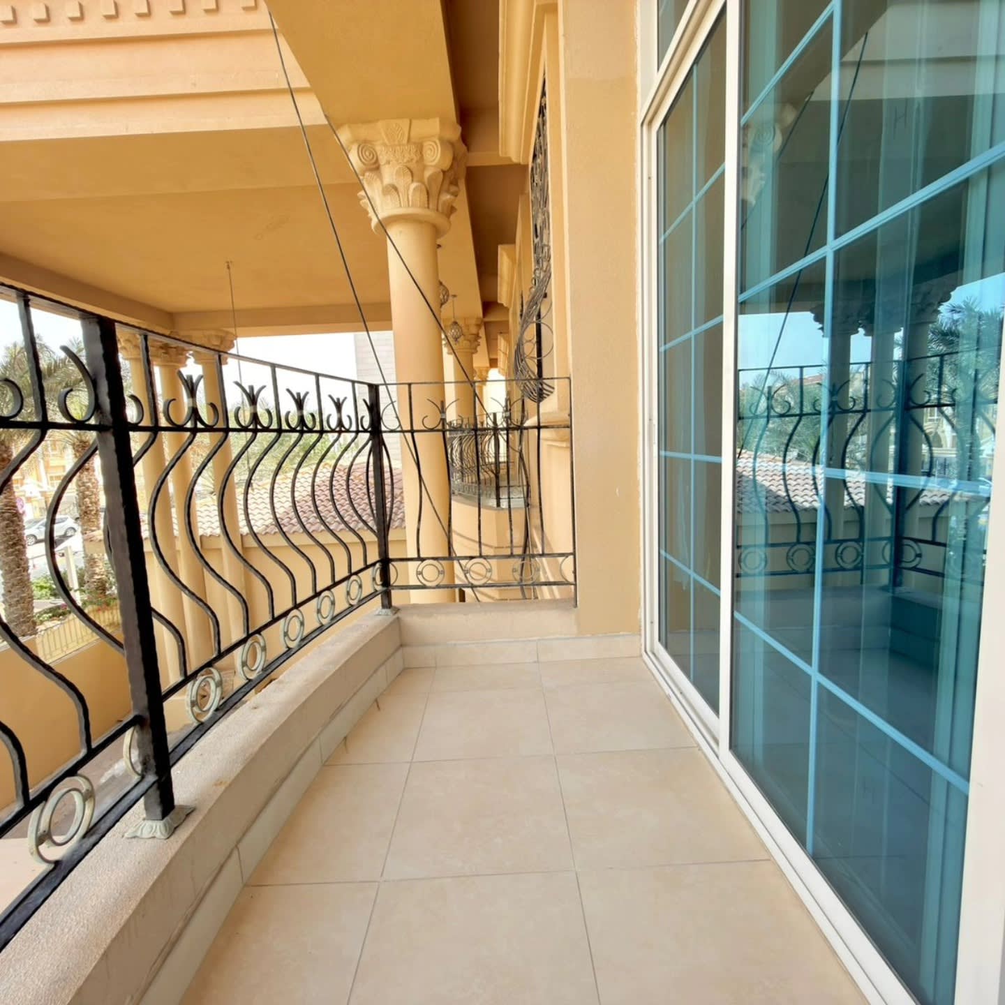 Fully Furnished One Bedroom Apartment - photo 7