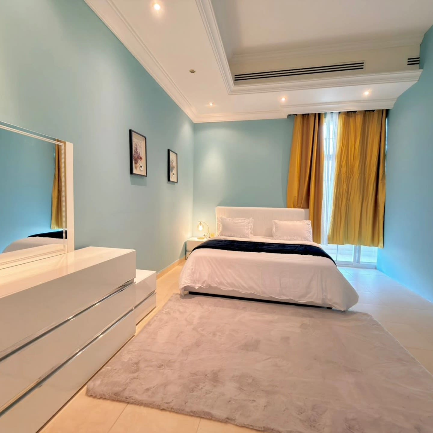 Fully Furnished One Bedroom Apartment - photo 8