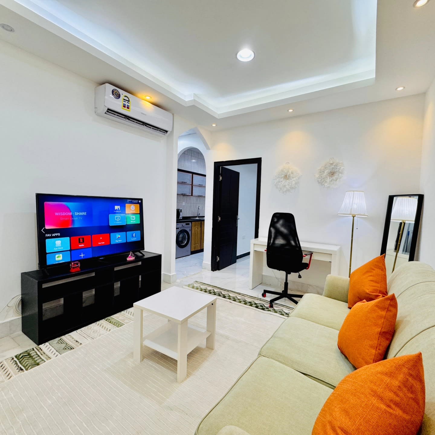Fully furnished 1BHK apartment - photo 11