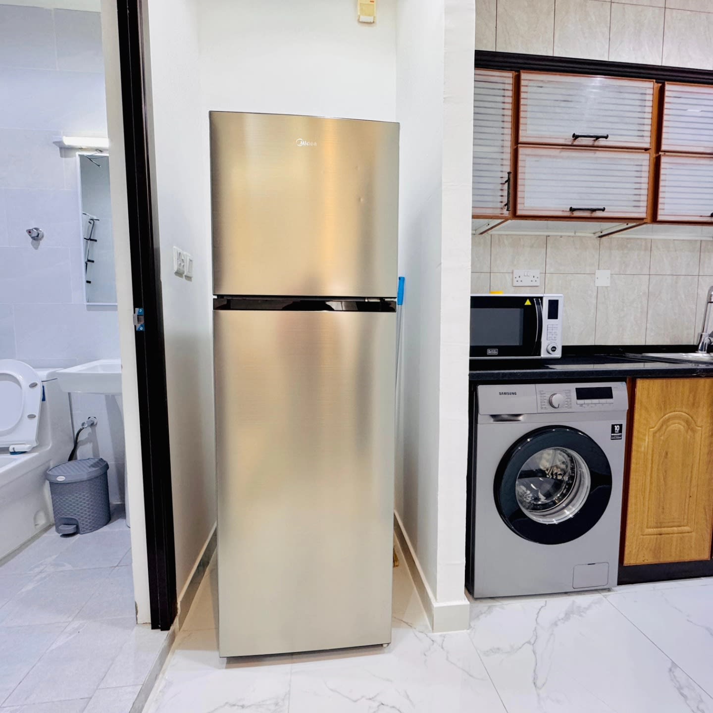 Fully furnished 1BHK apartment - photo 8