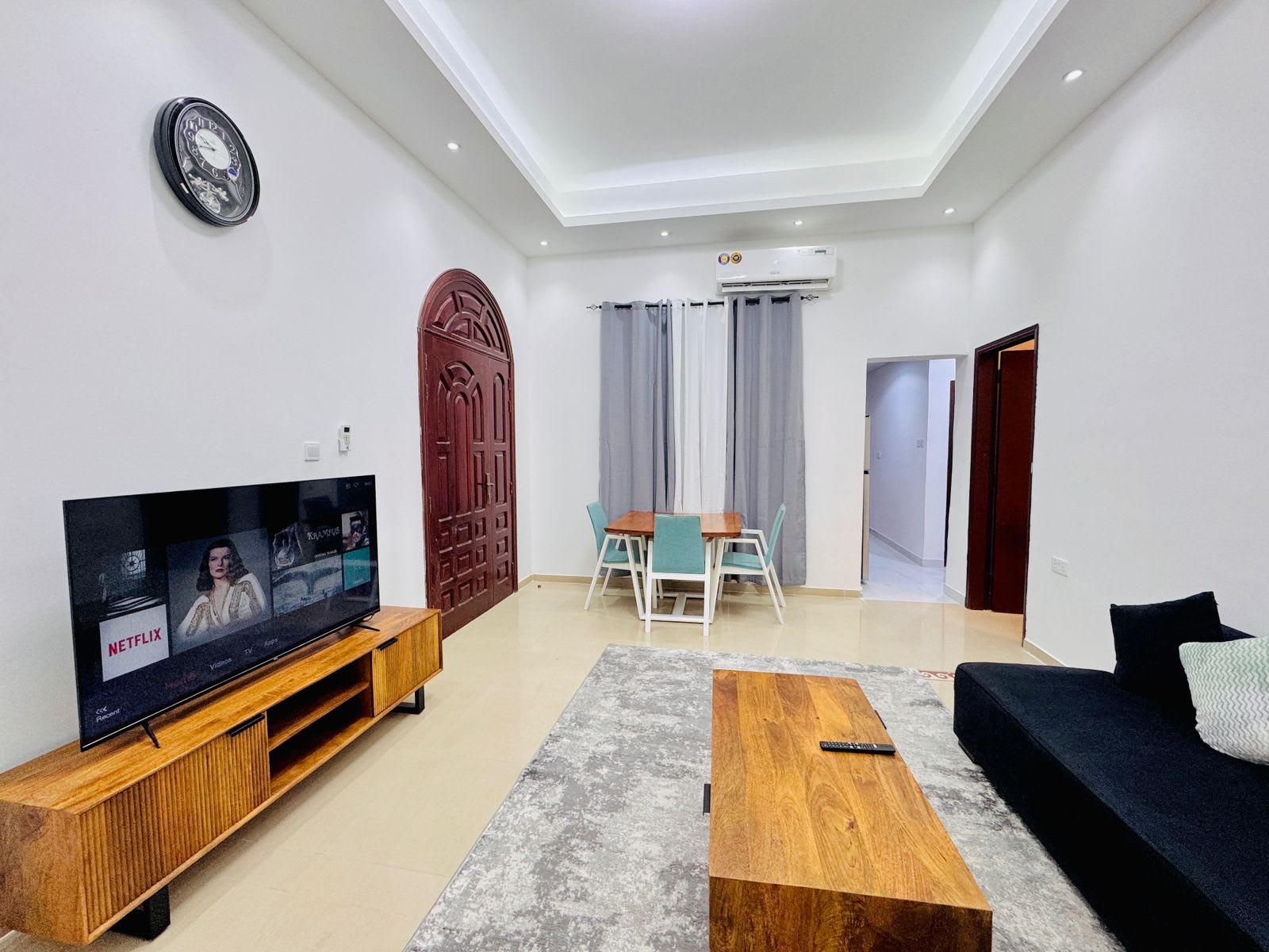 Fully furnished 1BHK - photo 1