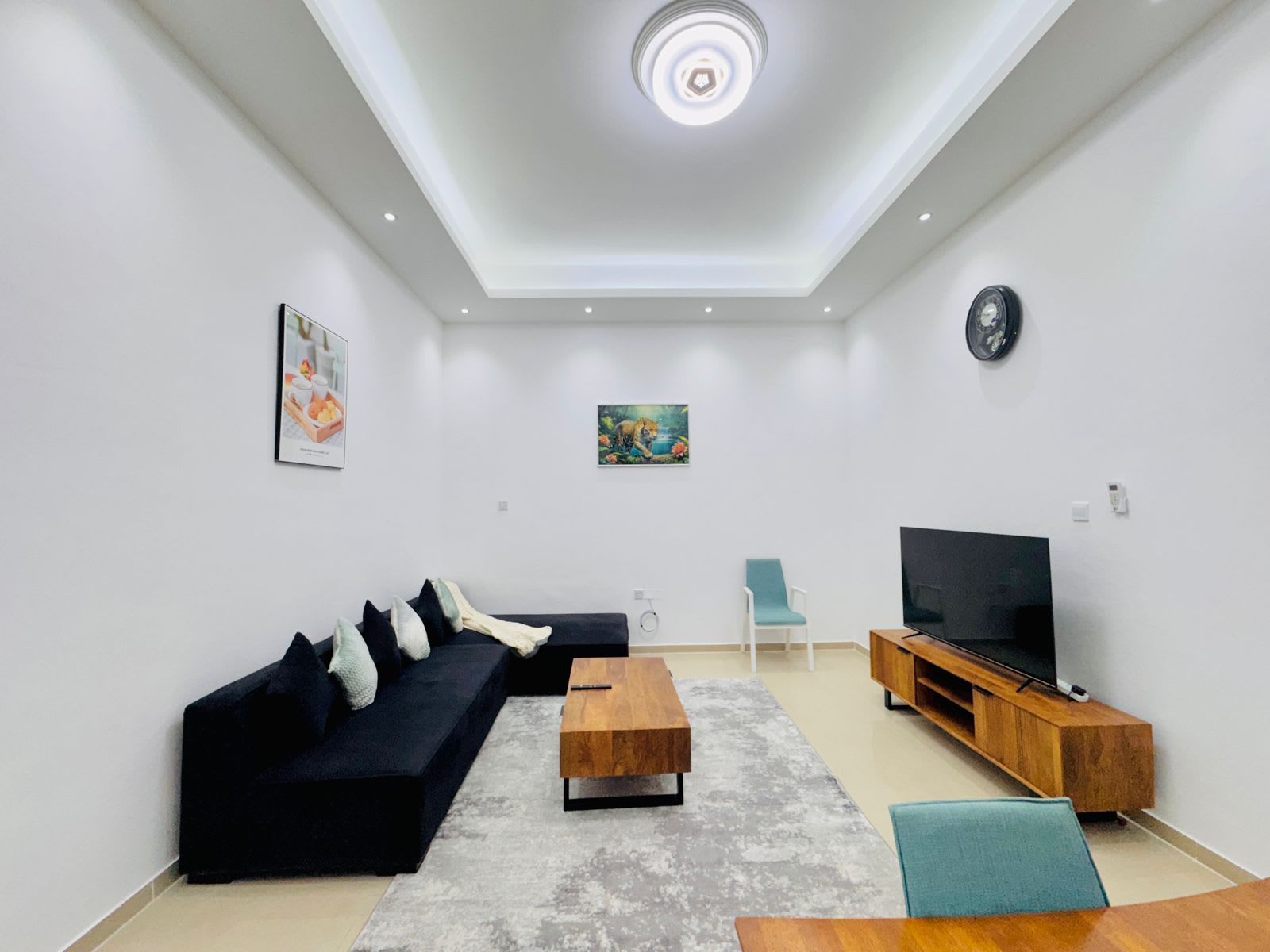 Fully furnished 1BHK - photo 2