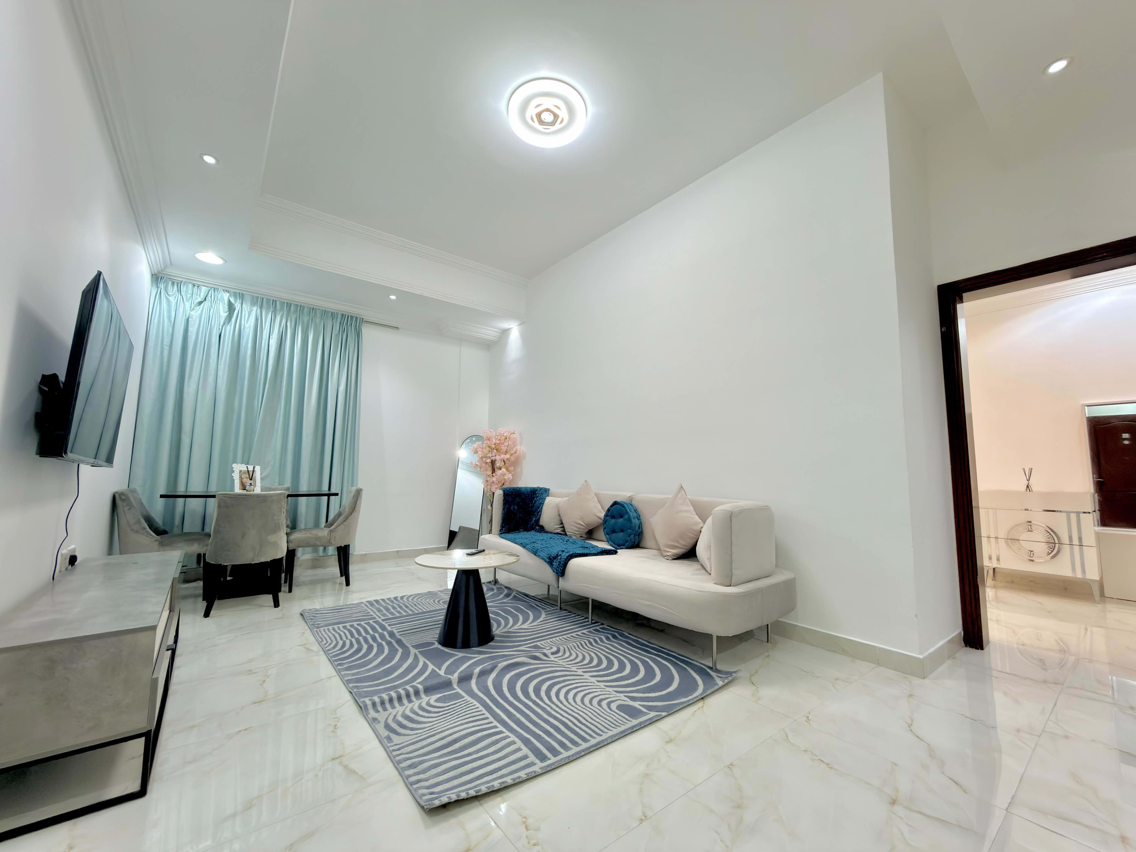 Fully furnished 1BHK - photo 5