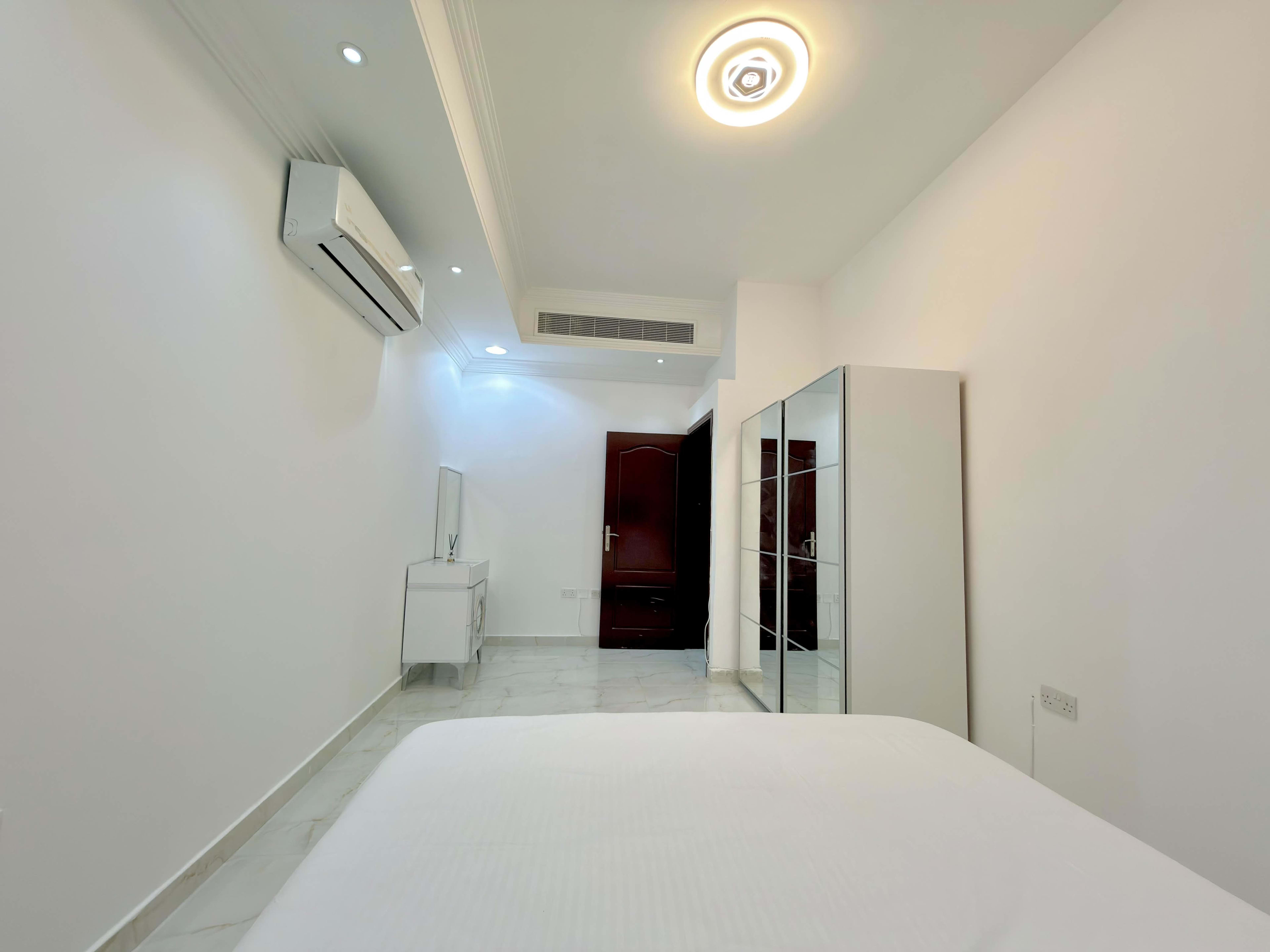 Fully furnished 1BHK - photo 11
