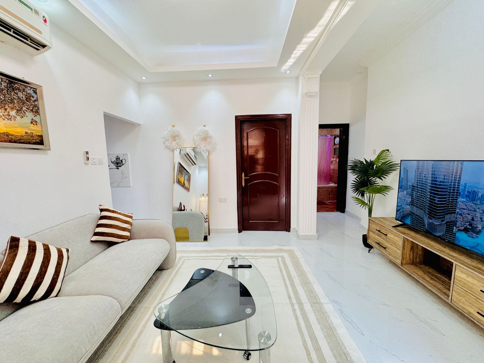 Fully Furnished 1BHK Near ADNEC — Rabdan Street, Mushrif, Abu Dhabi - photo 2