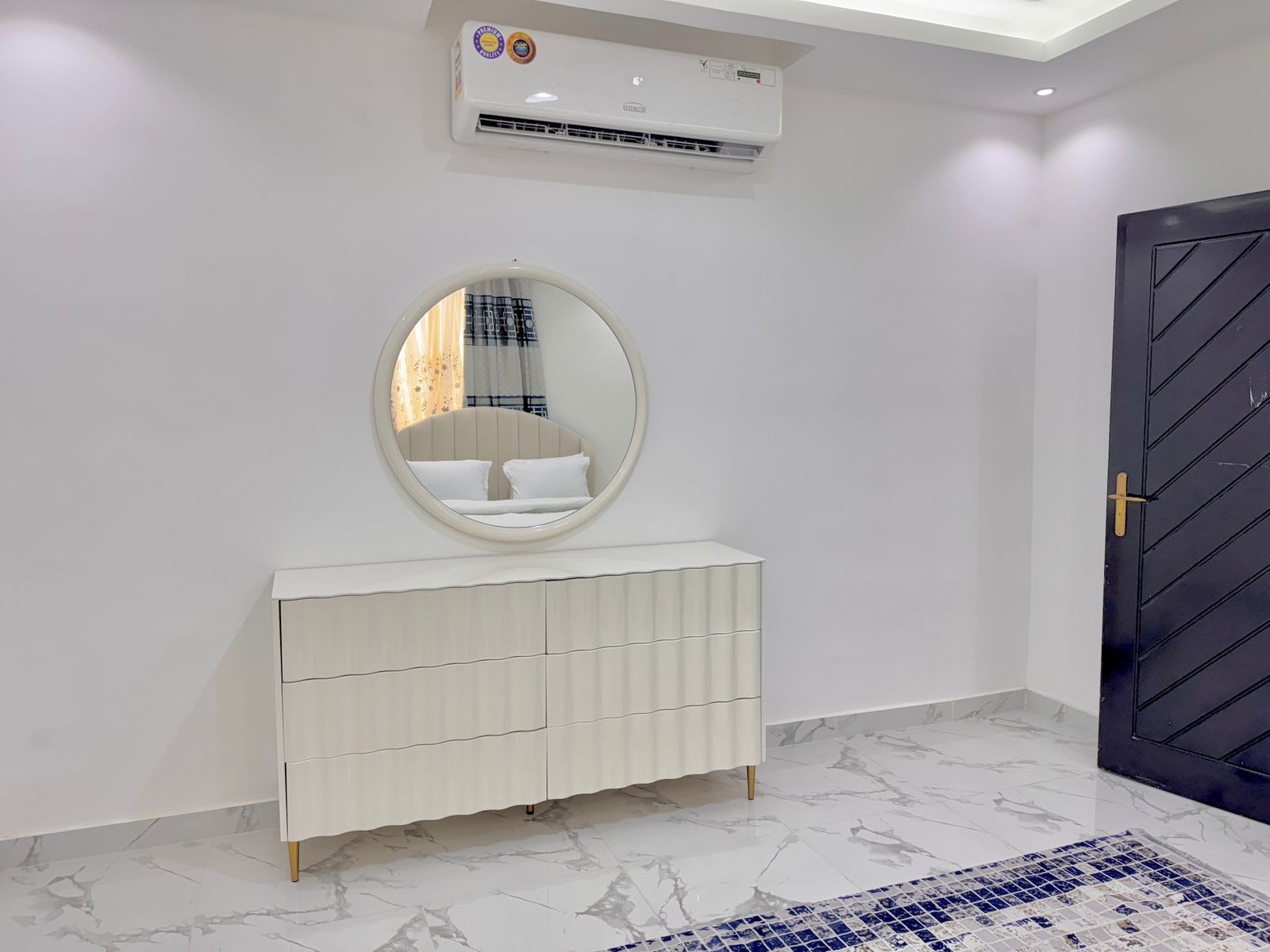 Fully Furnished 1BHK with Balcony — Behind Saudi Kitchen, Mushrif, Abu Dhabi - photo 11