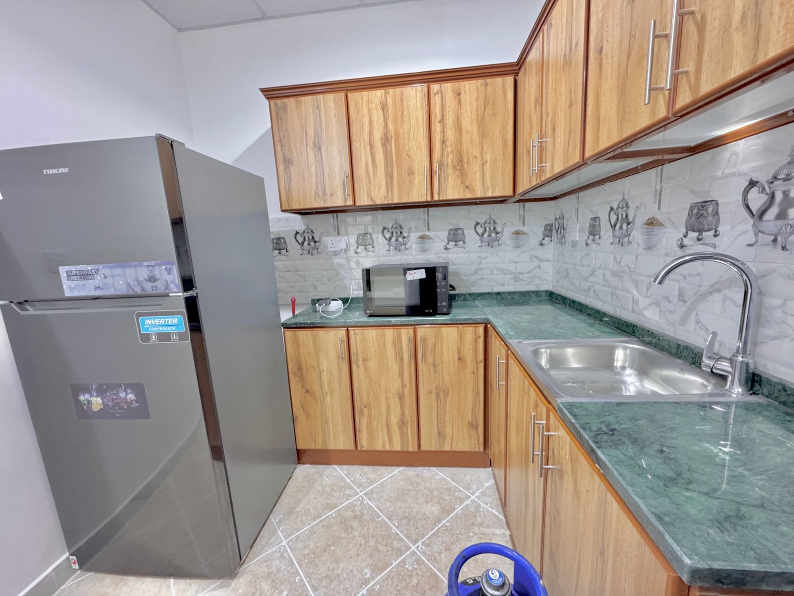 Fully Furnished 1BHK with Balcony — Behind Saudi Kitchen, Mushrif, Abu Dhabi - photo 12
