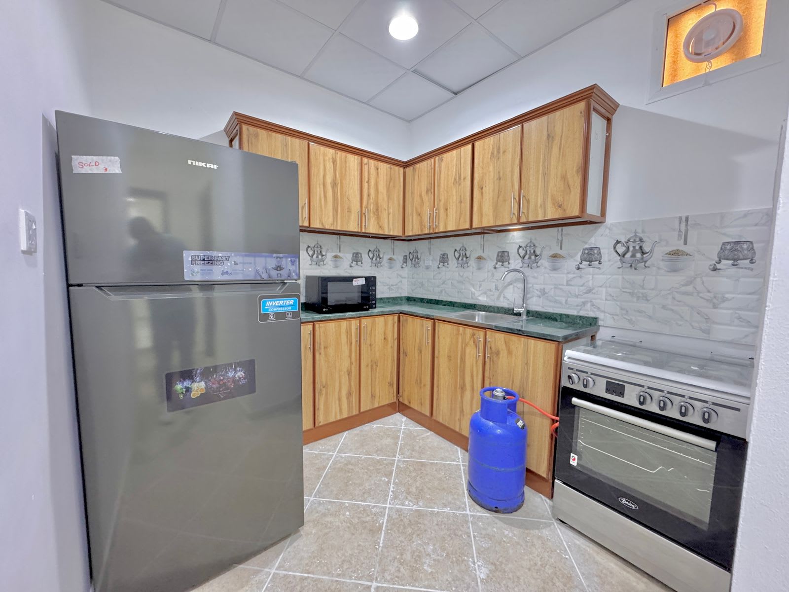 Fully Furnished 1BHK with Balcony — Behind Saudi Kitchen, Mushrif, Abu Dhabi - photo 14