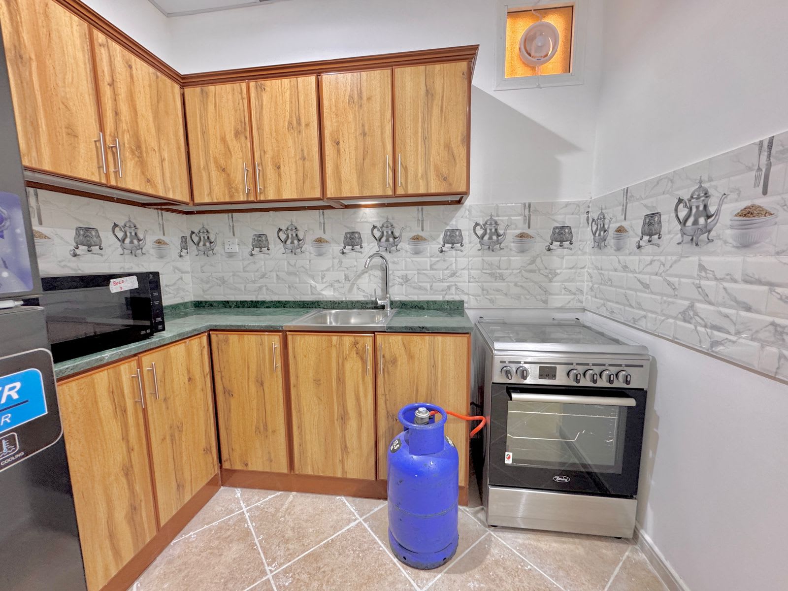 Fully Furnished 1BHK with Balcony — Behind Saudi Kitchen, Mushrif, Abu Dhabi - photo 15