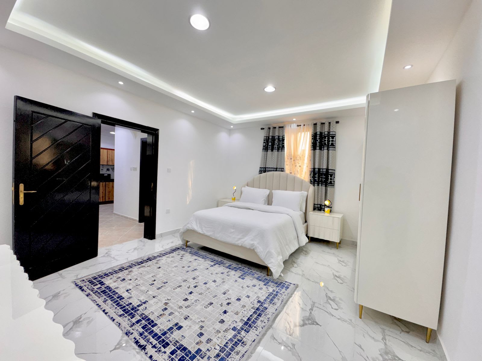 Fully Furnished 1BHK with Balcony — Behind Saudi Kitchen, Mushrif, Abu Dhabi - photo 8