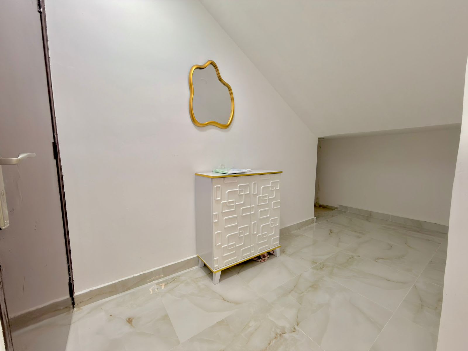 Fully Furnished Studio with Backyard — Opposite Madina Zayed Shopping Center - photo 13