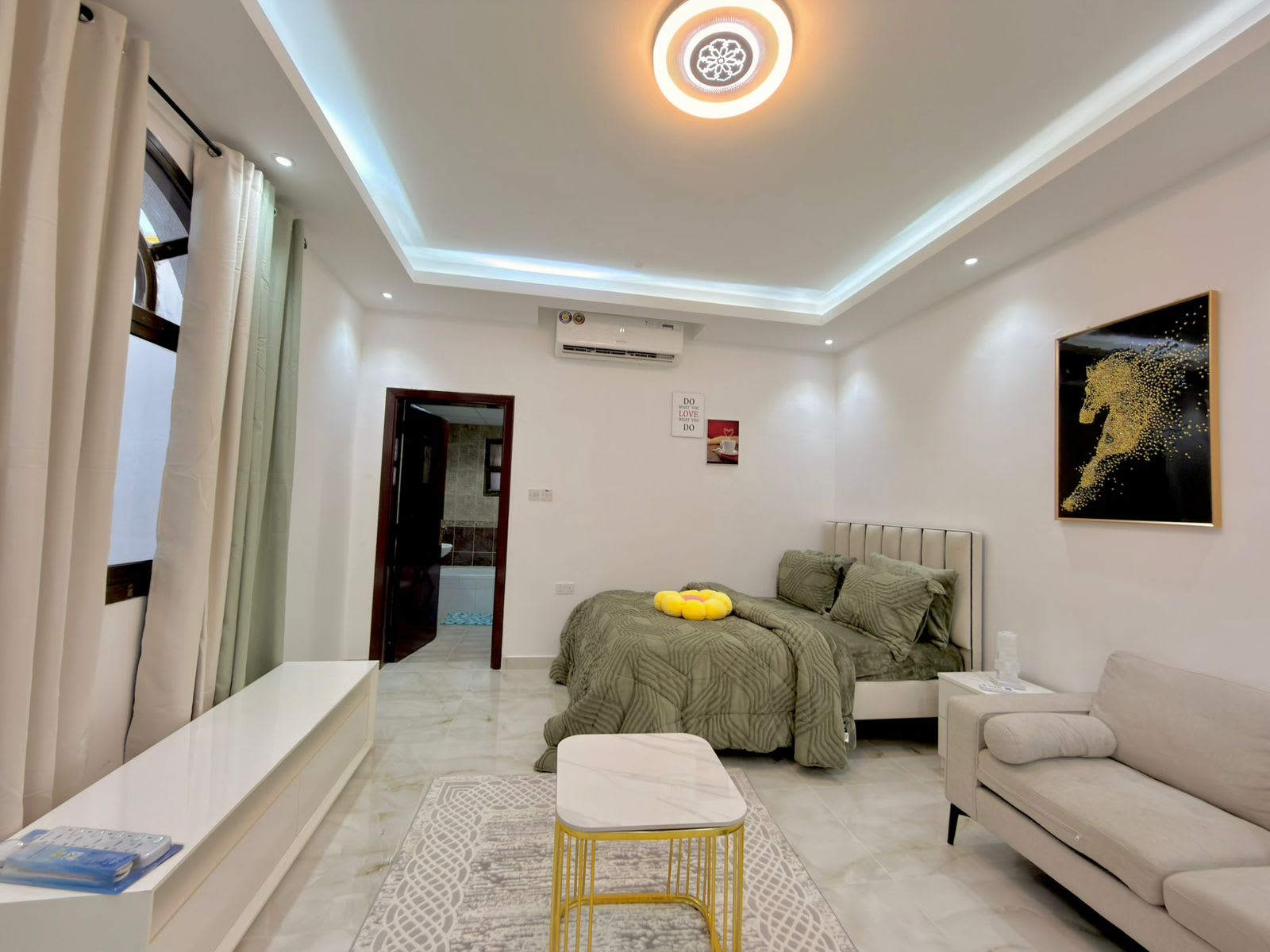 Fully Furnished Studio with Backyard — Opposite Madina Zayed Shopping Center - photo 3