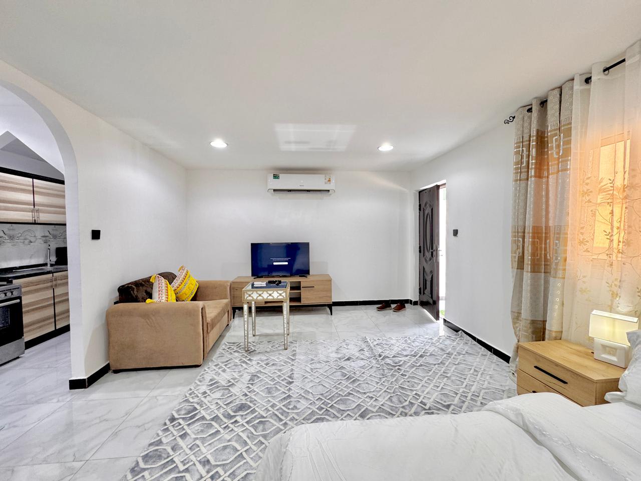 Fully Furnished Huge Studio in Rabdan — Near Rabdan Mall - photo 1
