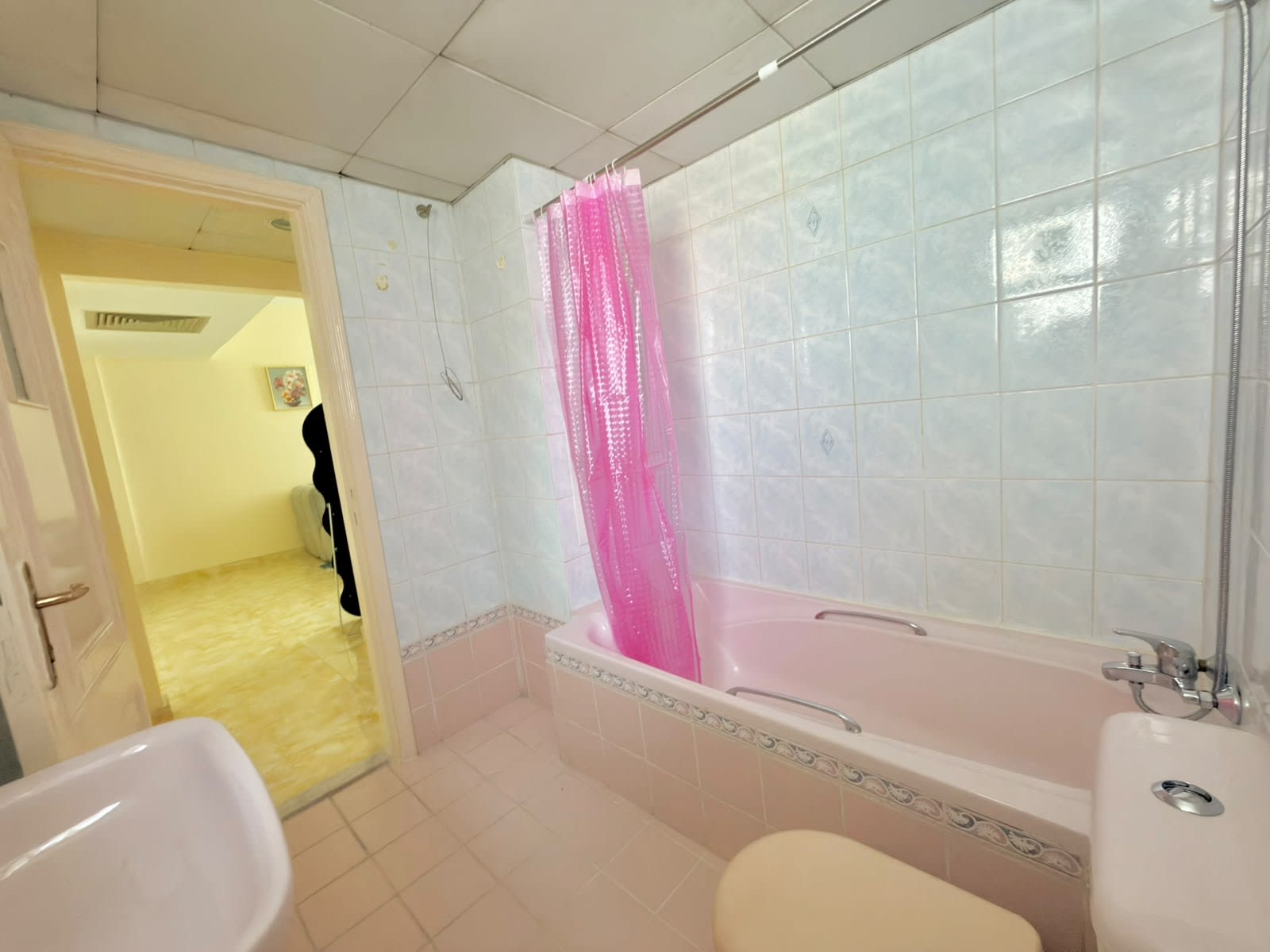 Fully Furnished 1BHK Apartment 401 — Opposite Guardian Office Tower, Muroor - photo 20