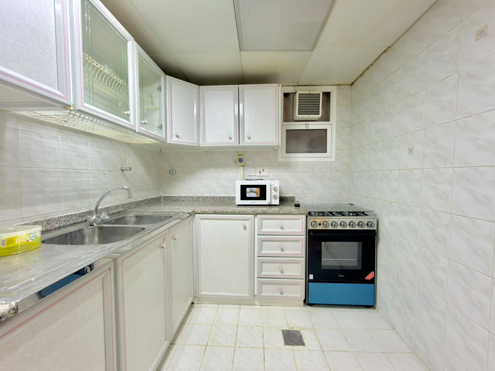 Fully Furnished 1BHK Apartment 402 — Opposite Guardian Office Tower, Muroor - photo 11