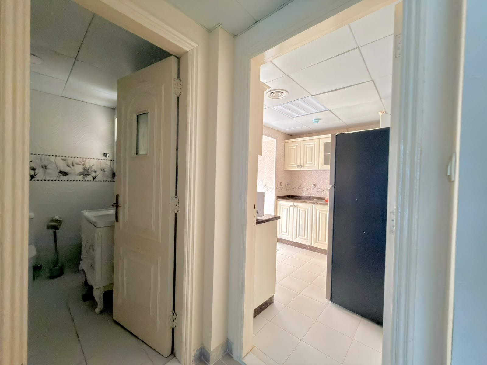 Fully Furnished 1BHK Apartment 404 — Opposite Guardian Office Tower, Muroor - photo 21
