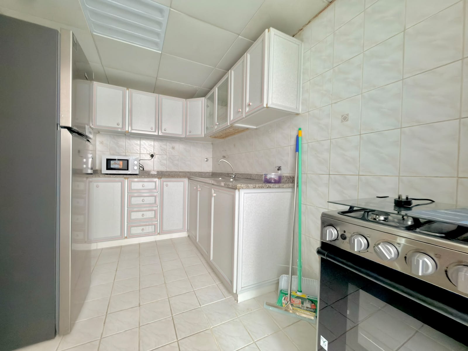 Fully Furnished 1BHK Apartment 406 — Opposite Guardian Office Tower, Muroor - photo 12