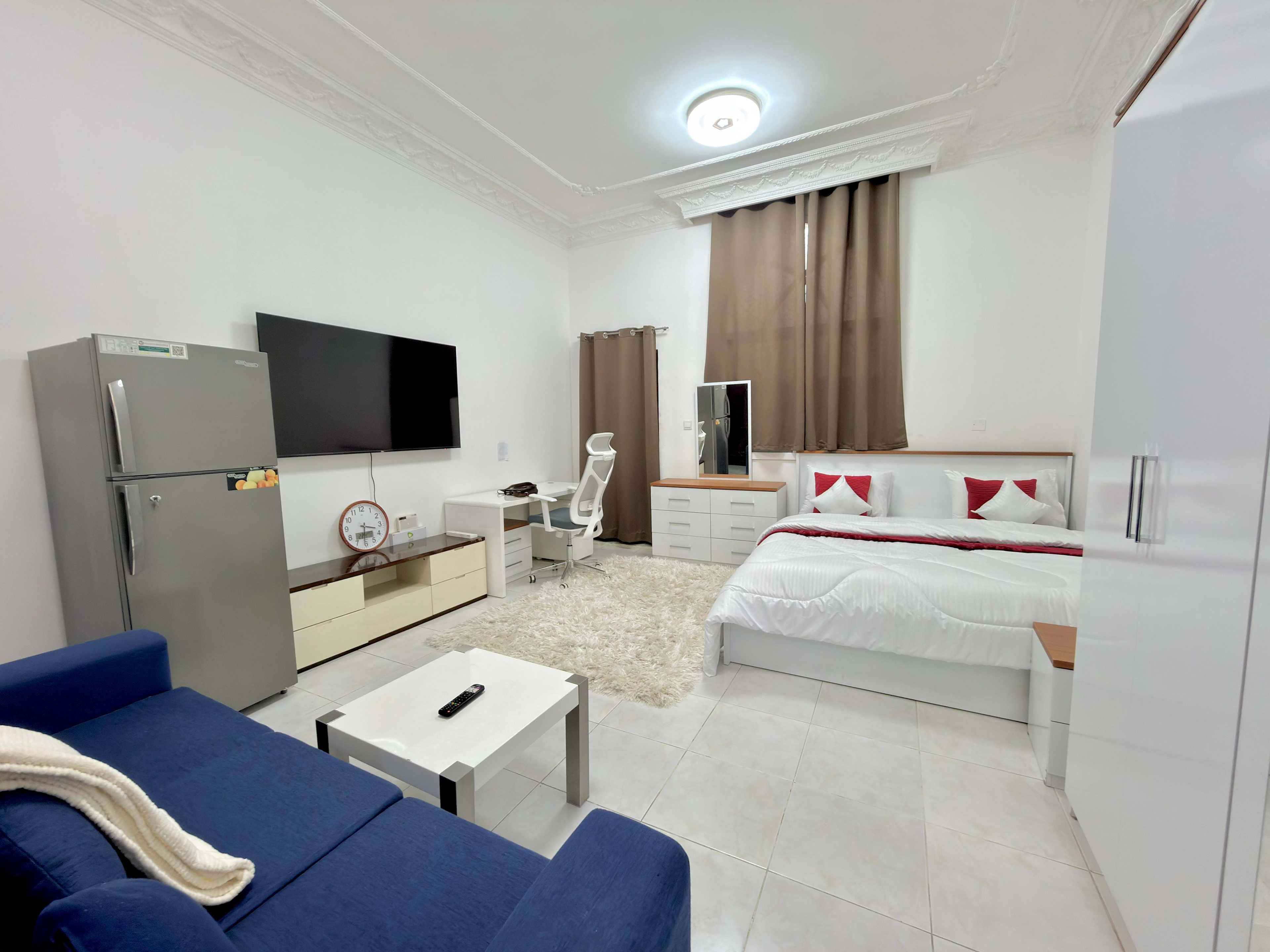 Fully Furnished Studio with Private Backyard — Opposite Mushrif Mall - photo 3