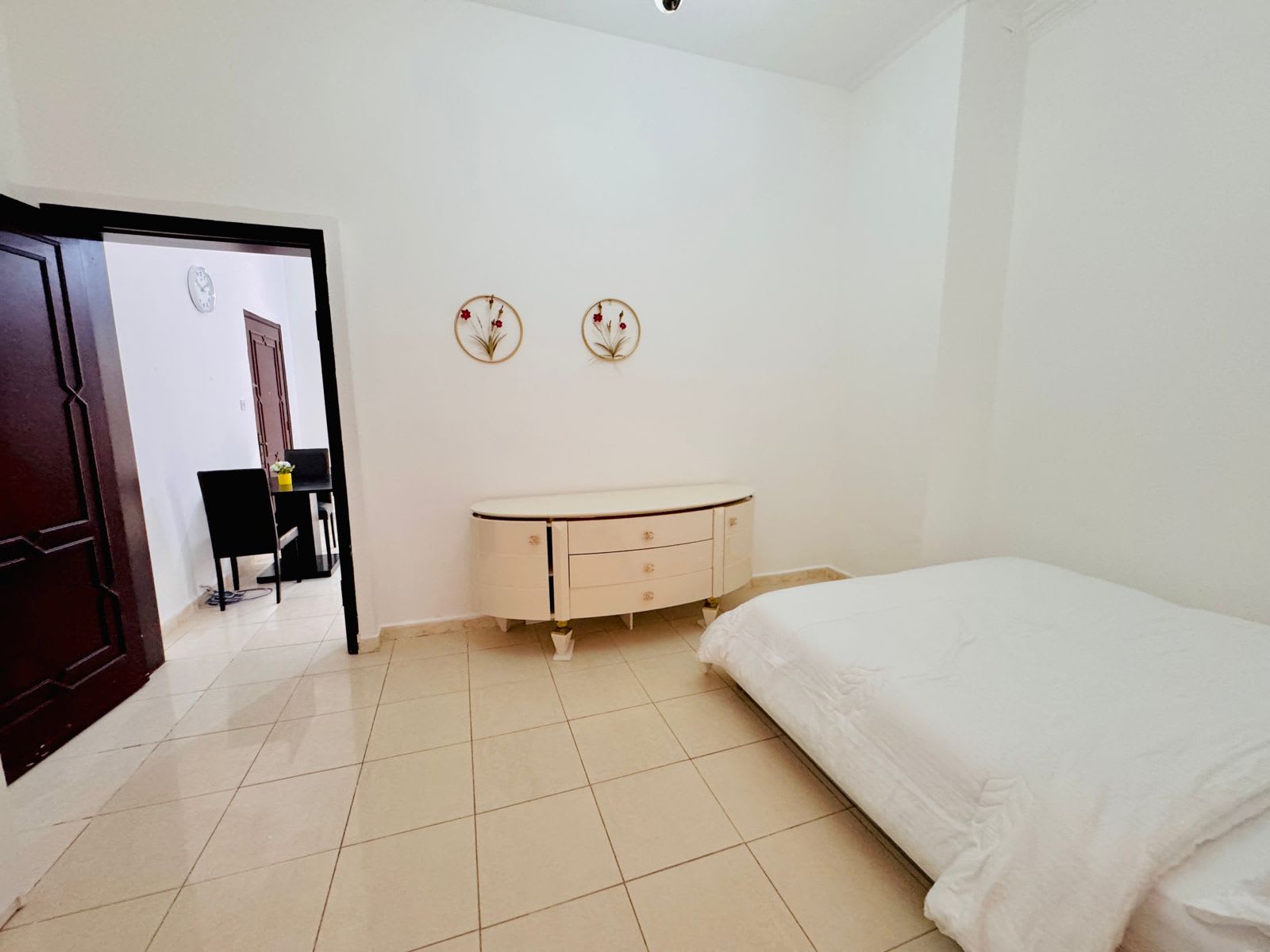 Fully Furnished 1BHK Opposite Mushrif Mall — Near Saudi Kitchen - photo 8