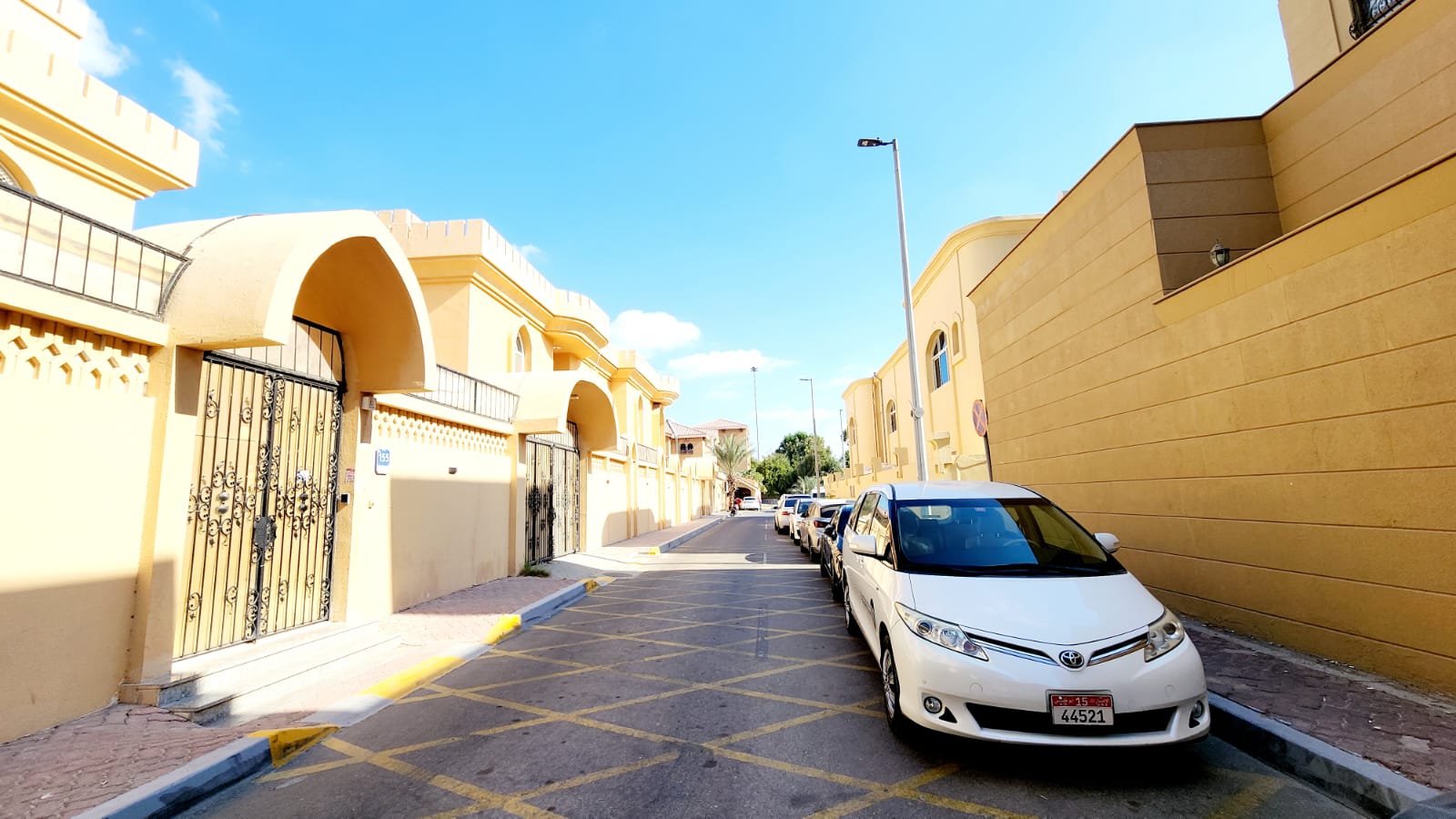 Fully Furnished 1BHK Opposite Mushrif Mall — Near Saudi Kitchen - photo 18