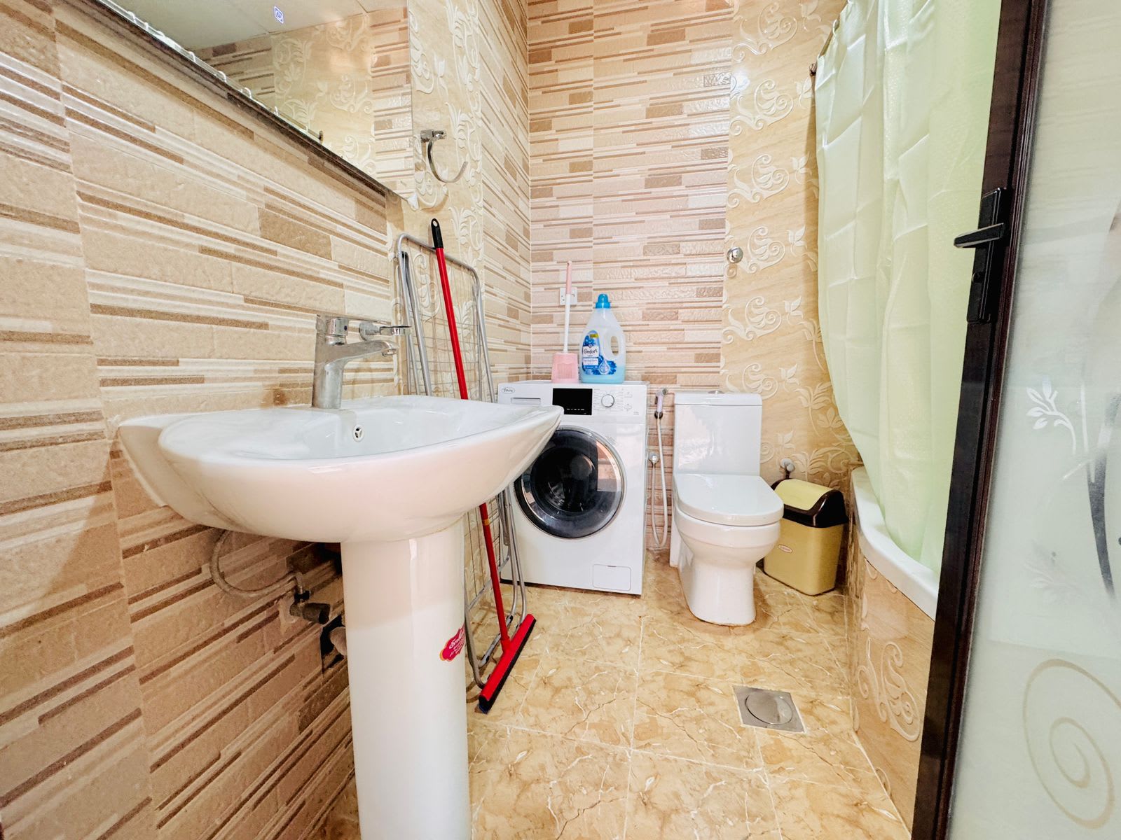 Fully Furnished 1BHK Opposite Mushrif Mall — Near Saudi Kitchen - photo 14
