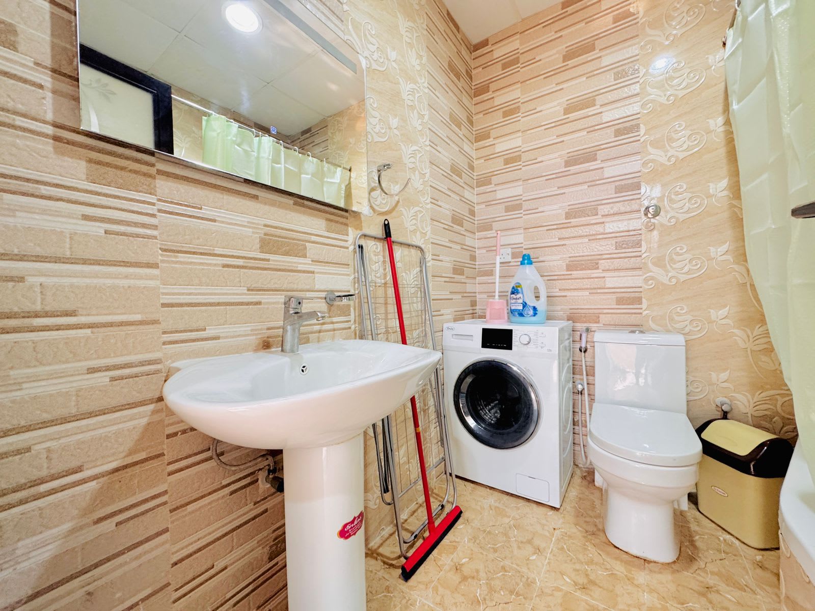 Fully Furnished 1BHK Opposite Mushrif Mall — Near Saudi Kitchen - photo 13