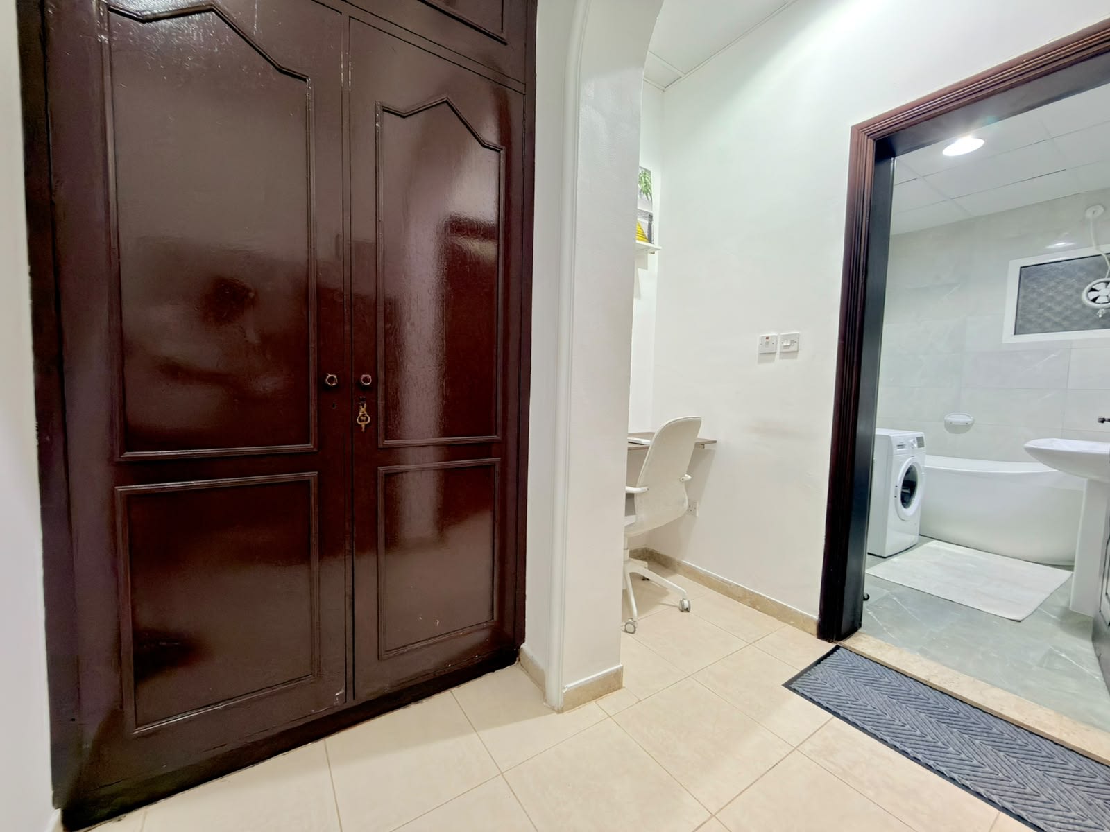 Fully Furnished Studio with Private Backyard — Opposite Mushrif Mall - photo 9