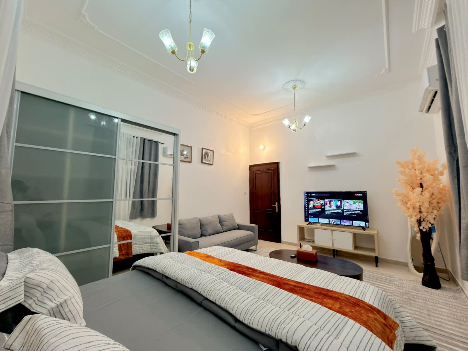 Fully Furnished Studio with Private Backyard — Opposite Mushrif Mall - photo 8