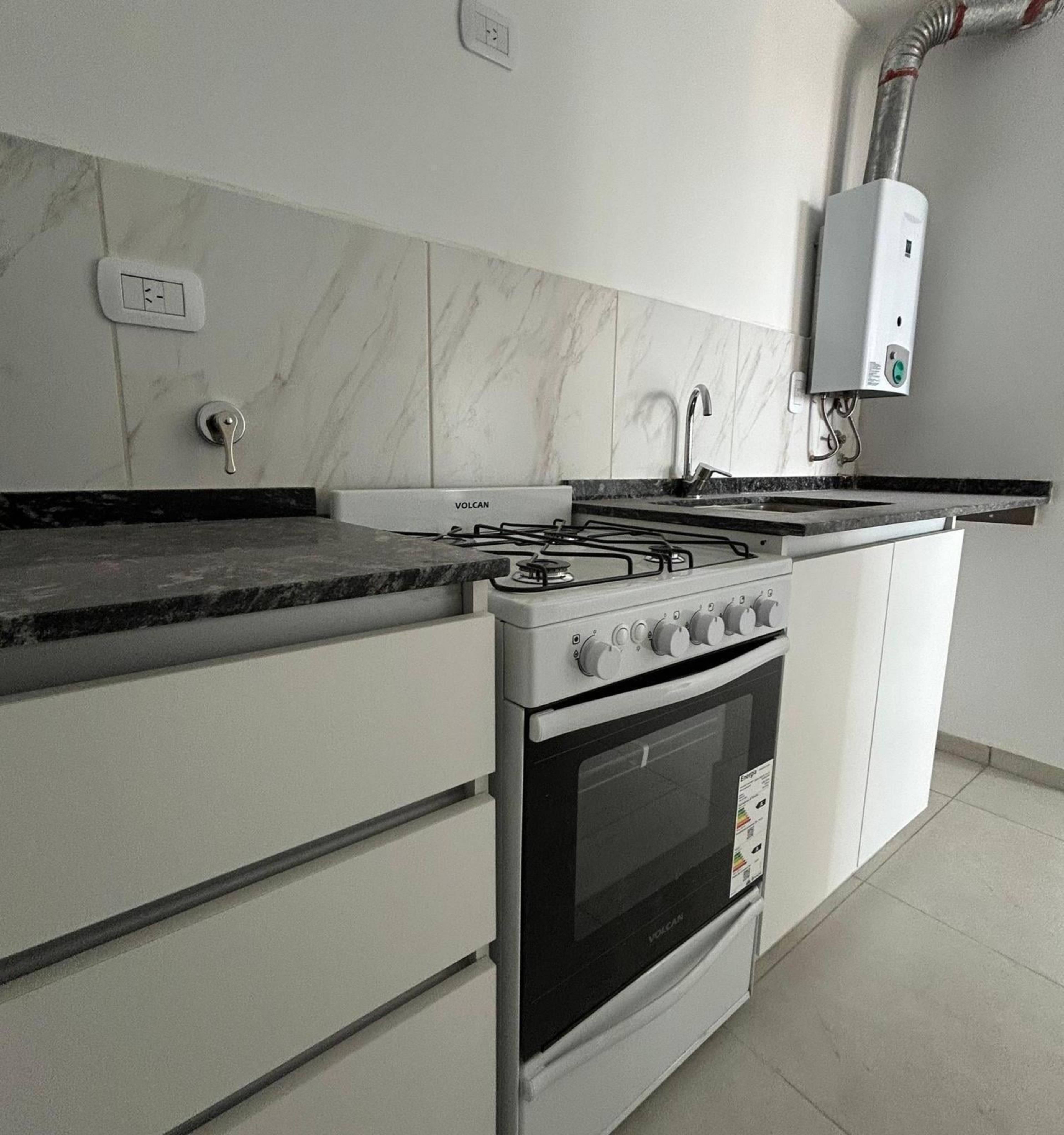 Depto Pueyrredón 882 - cocina