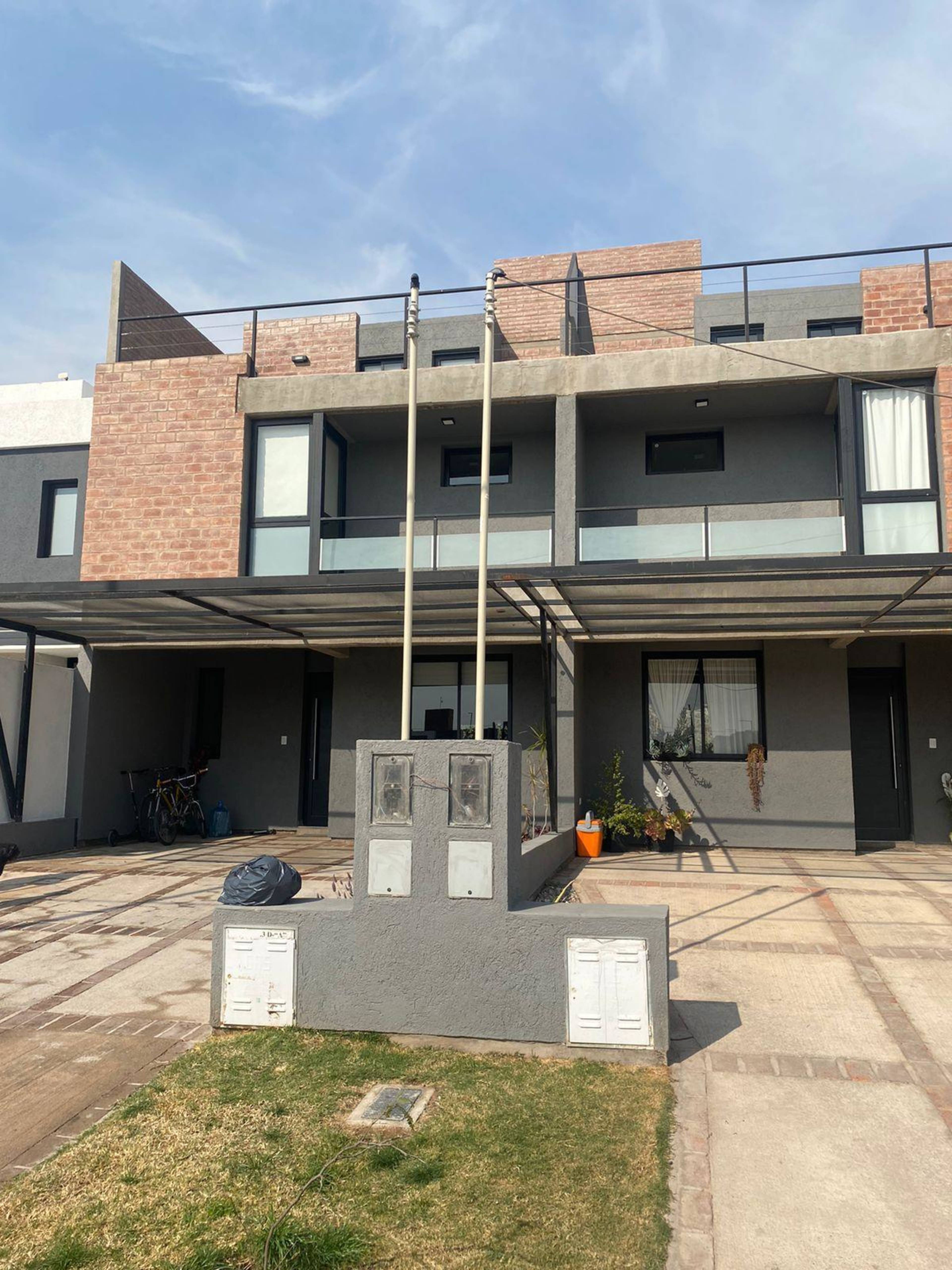 DÚPLEX PREMIUM EN MANSOS DEL SUR - BERNARDO O'HIGGINS 6165 - portada