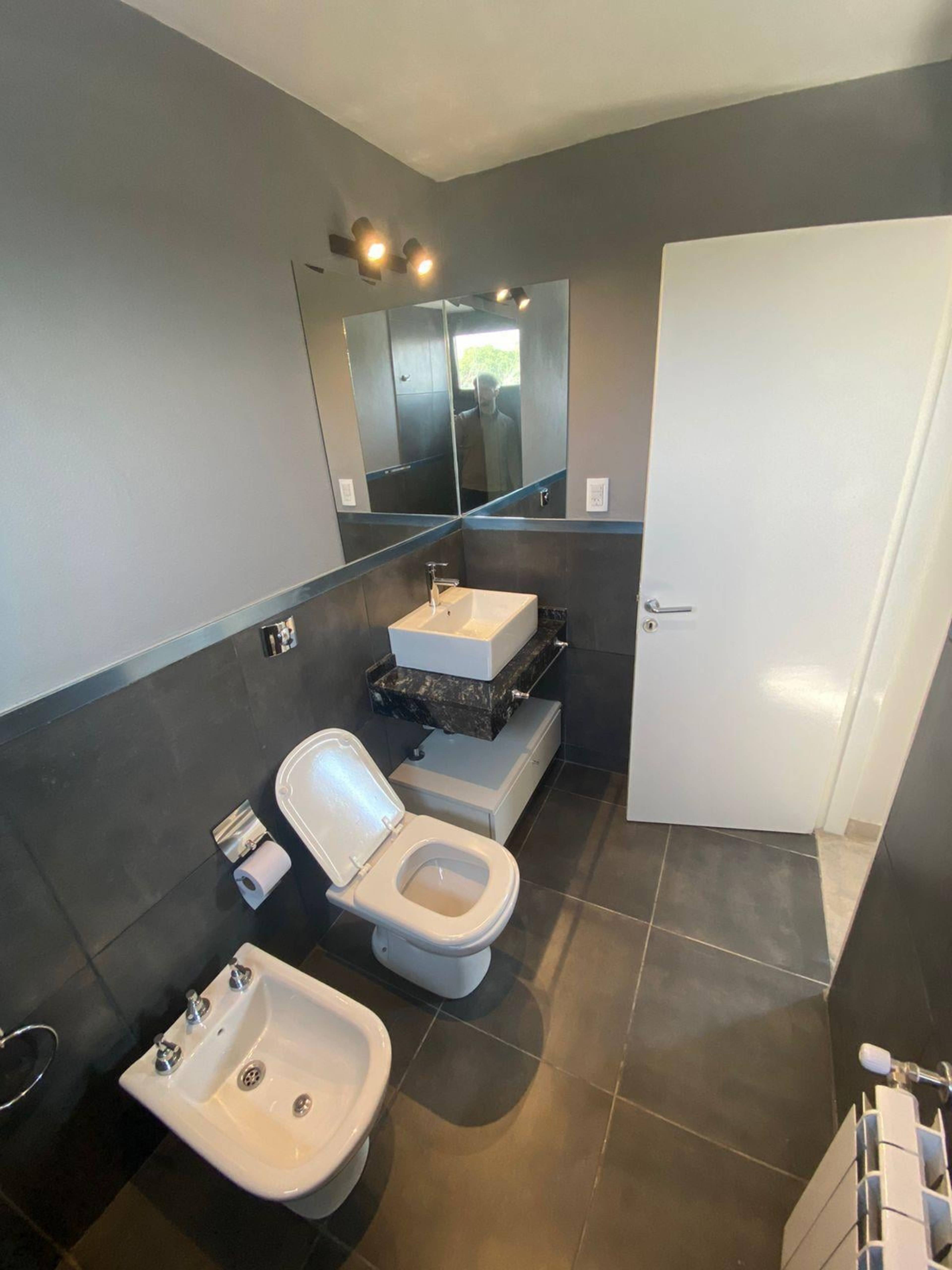 DÚPLEX PREMIUM EN MANSOS DEL SUR - BERNARDO O'HIGGINS 6165 - bano