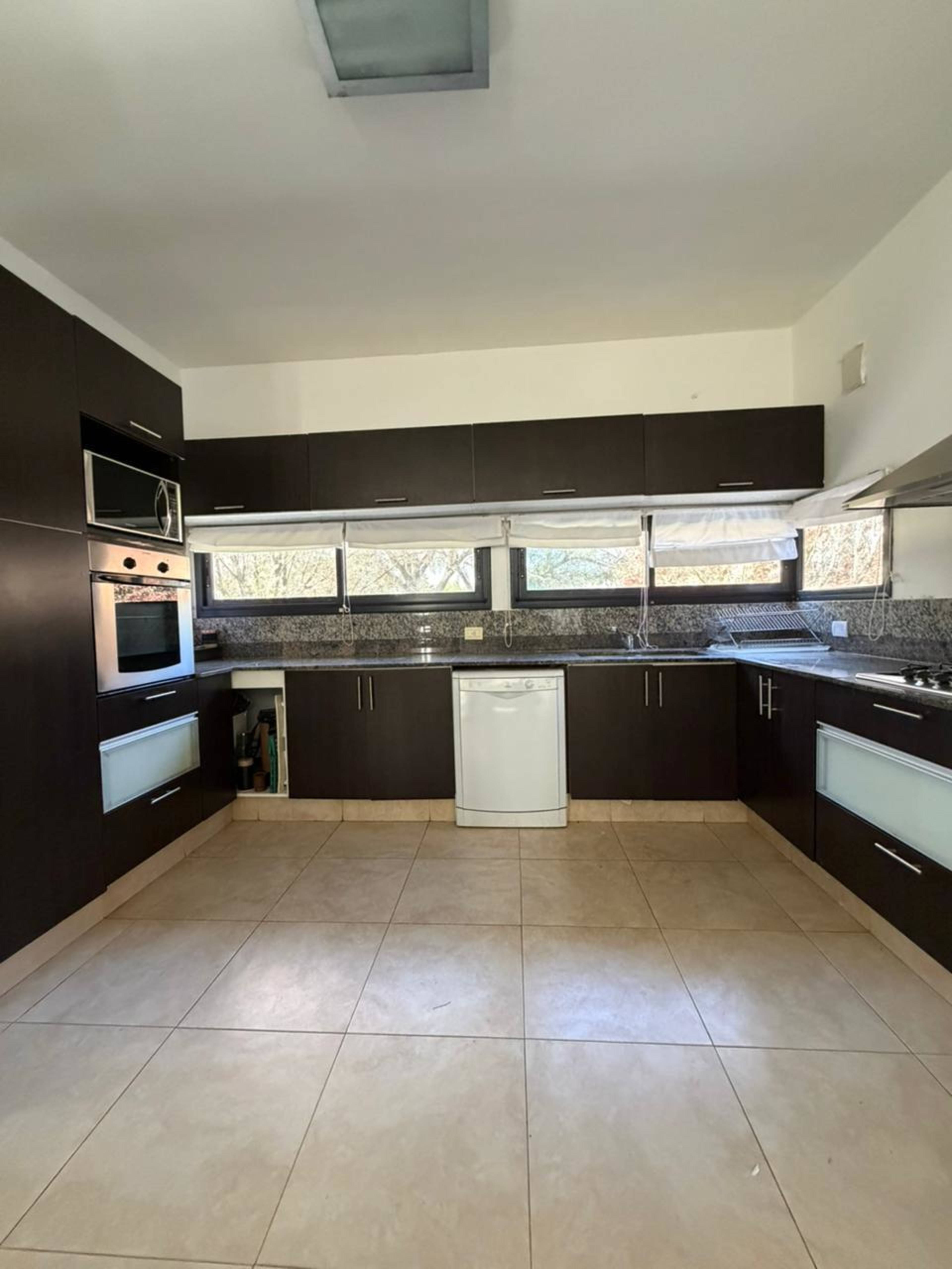 OPORTUNIDAD COUNTRY CAUSANA - TERRENO MÁS DE 2000M² CALIDAD PILETA - extra