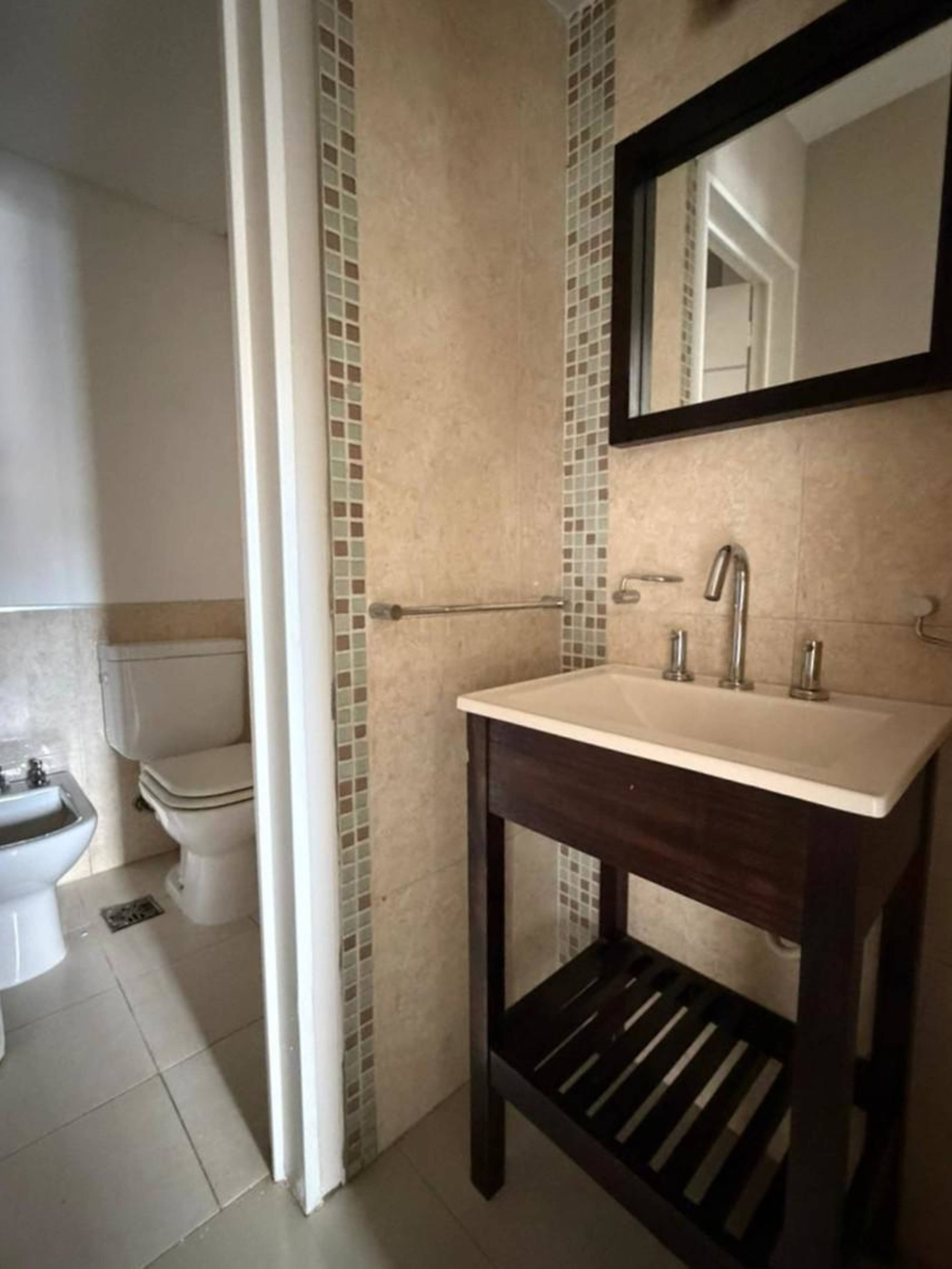 ALQUILO DEPTO 1 DORM ALTO VILLA SOL - AMENITIES, COMPLEJO CERRADO - bano