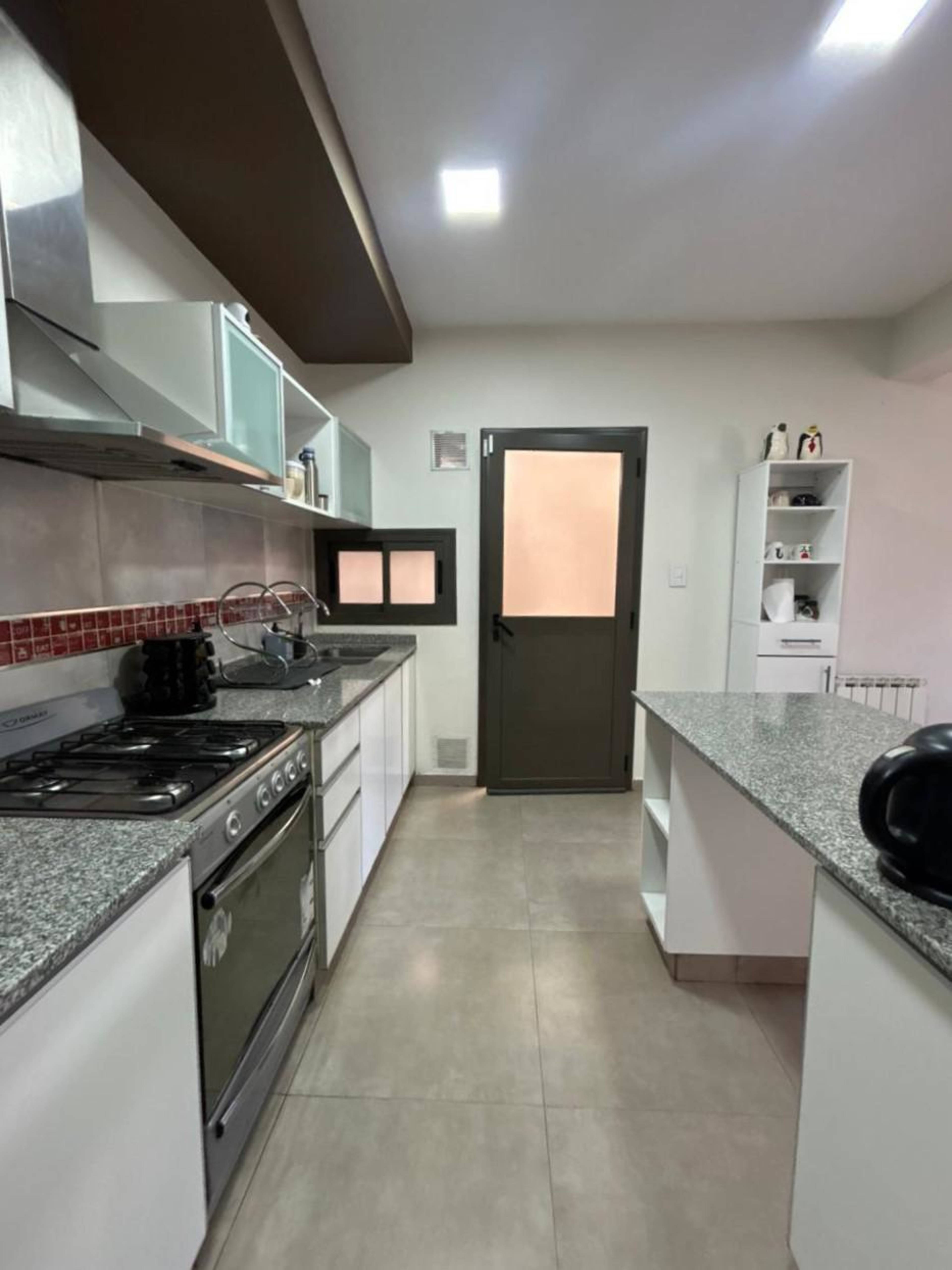 VENDO DUPLEX MIRADORES DE MANANTIALES I - EXCELENTE UBICACIÓN - extra